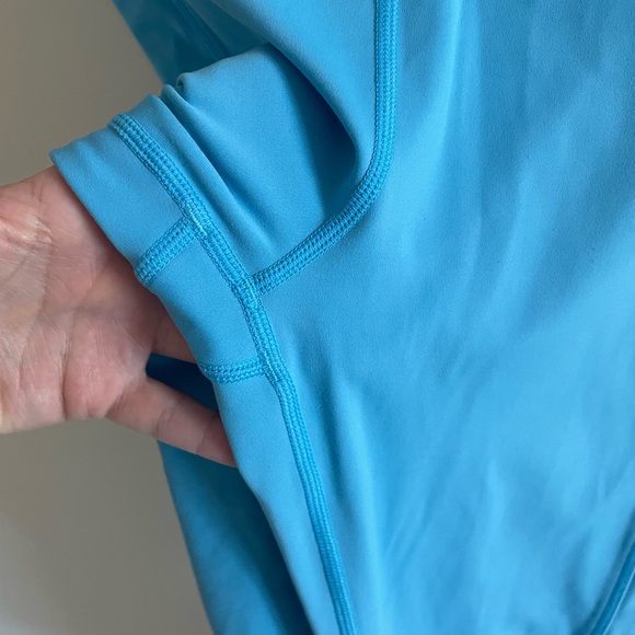 Vuori Studio Pocket Legging in Light Blue Size Small - Picture 4 of 8